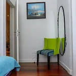 Bonjardim Terrace *