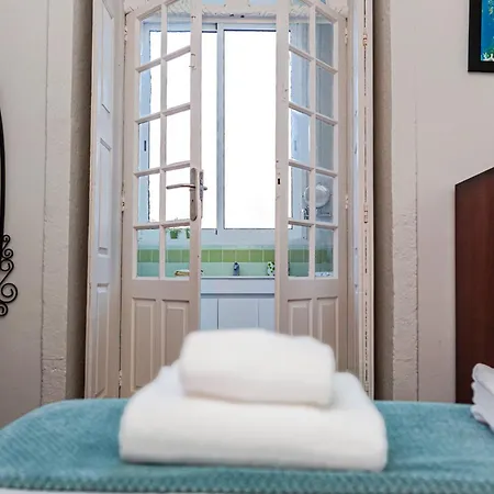 Bonjardim Terrace * Oporto