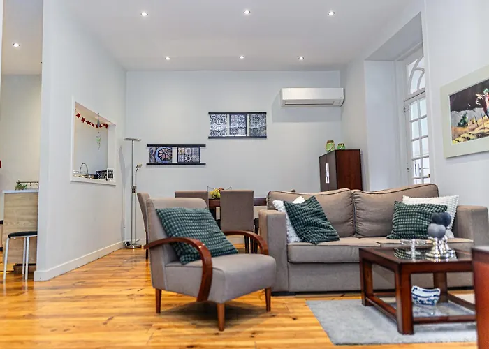 Bonjardim Terrace * Porto